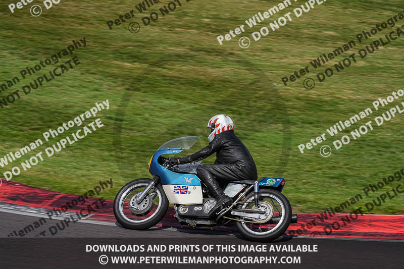 Vintage motorcycle club;eventdigitalimages;mallory park;mallory park trackday photographs;no limits trackdays;peter wileman photography;trackday digital images;trackday photos;vmcc festival 1000 bikes photographs